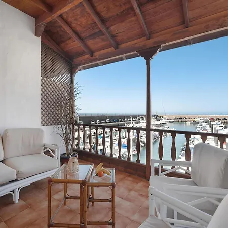 For 4 People In Tenerife Апартаменты