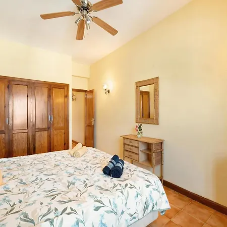 For 4 People In Tenerife Акантиладо-де-Лос-Хигантес